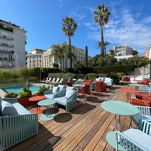 Hotel Le Canberra